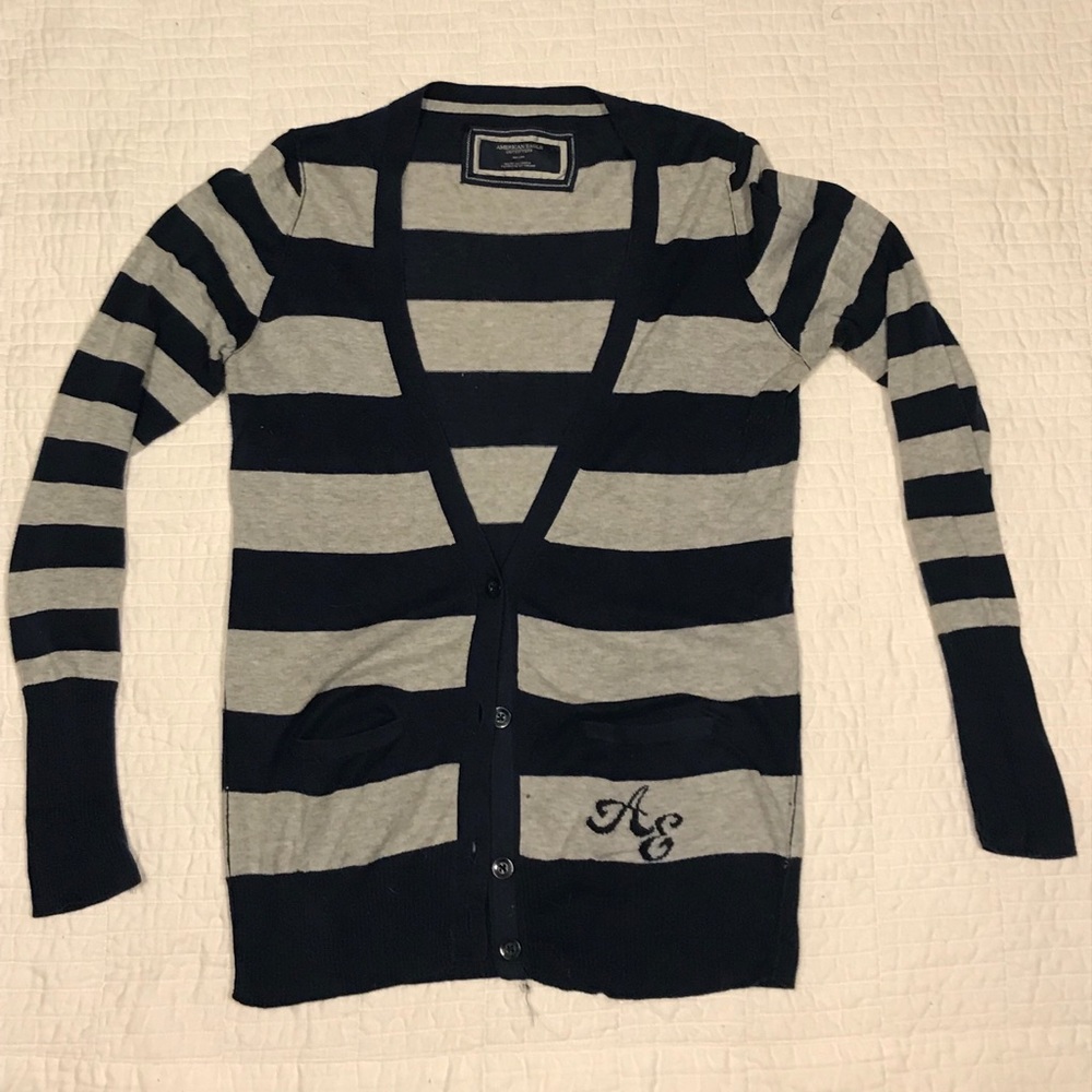 American Eagle cardigan